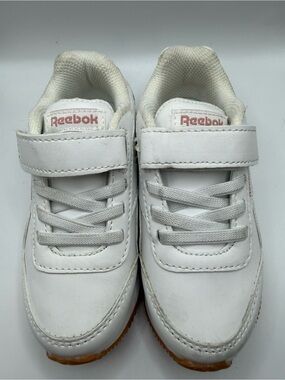 Reebok White Kids Sneakers with Light Pink Logo